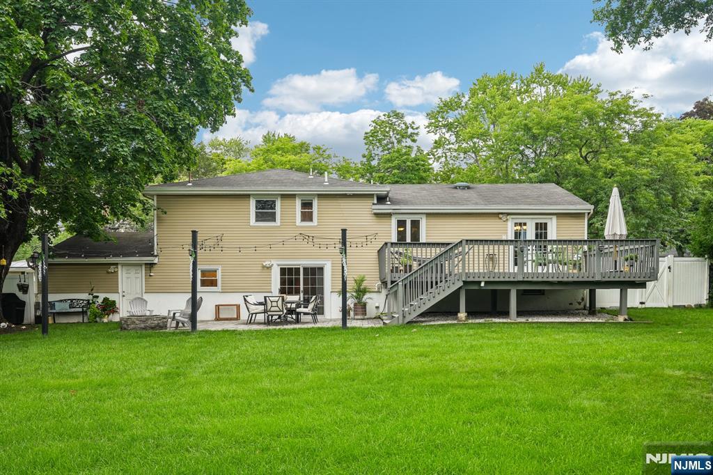 24 Lawrence Road