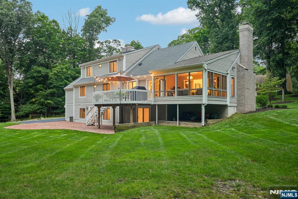 662 Juniper Place