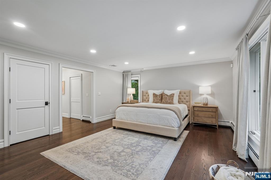 662 Juniper Place