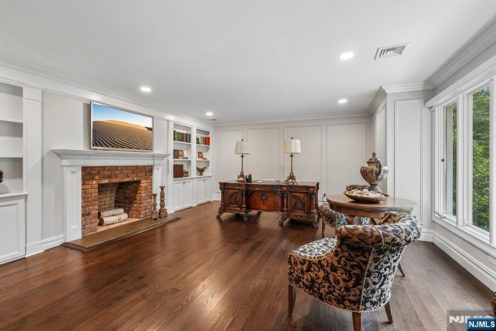662 Juniper Place