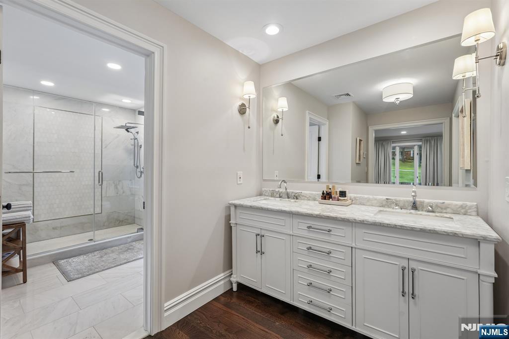 662 Juniper Place