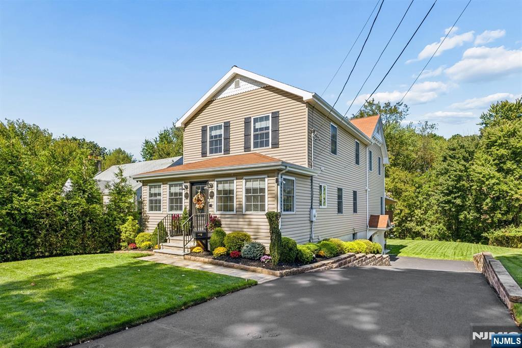 22 Thomas Terrace