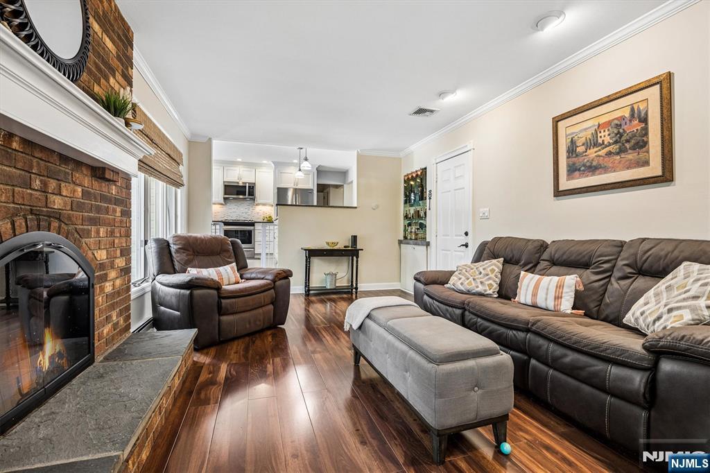 87 Webster Drive