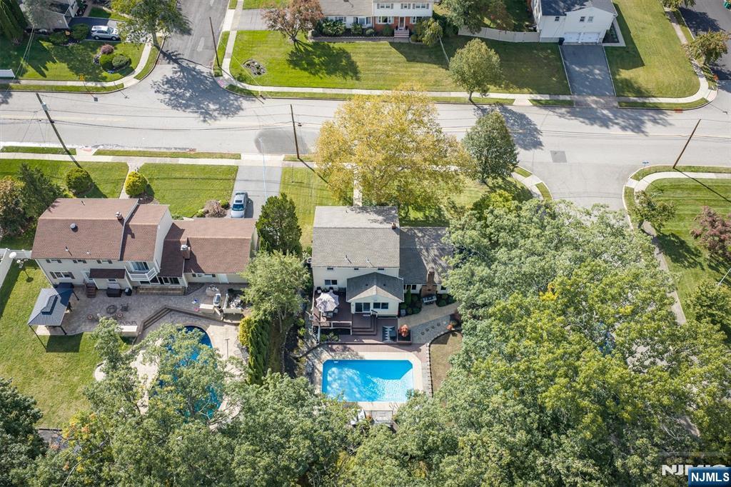 87 Webster Drive