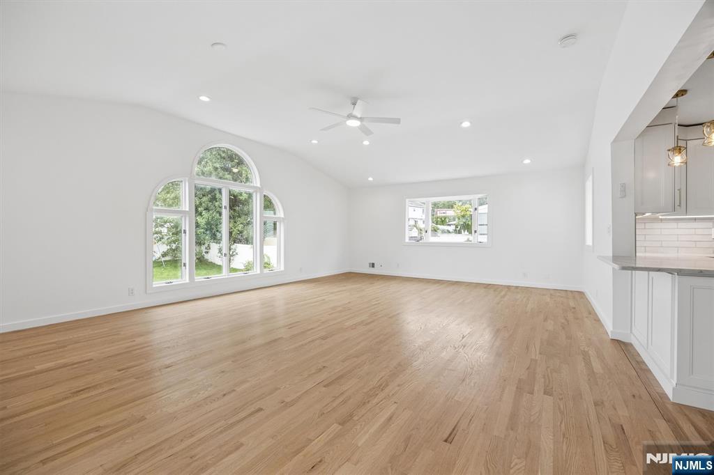 52 Huemmer Terrace