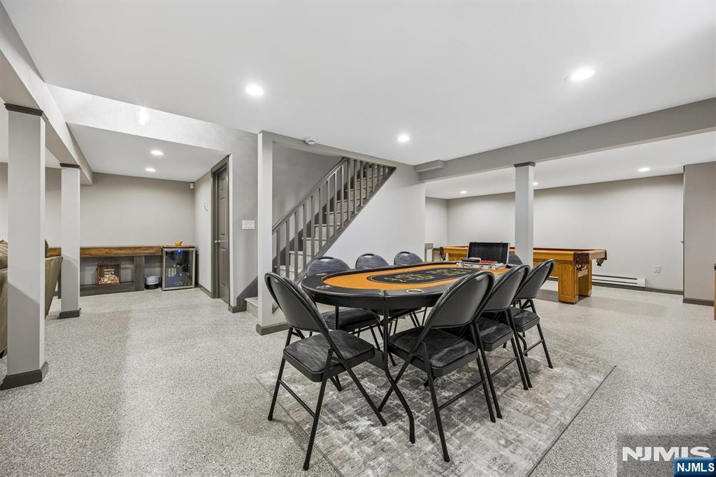 48 Greenrale Avenue