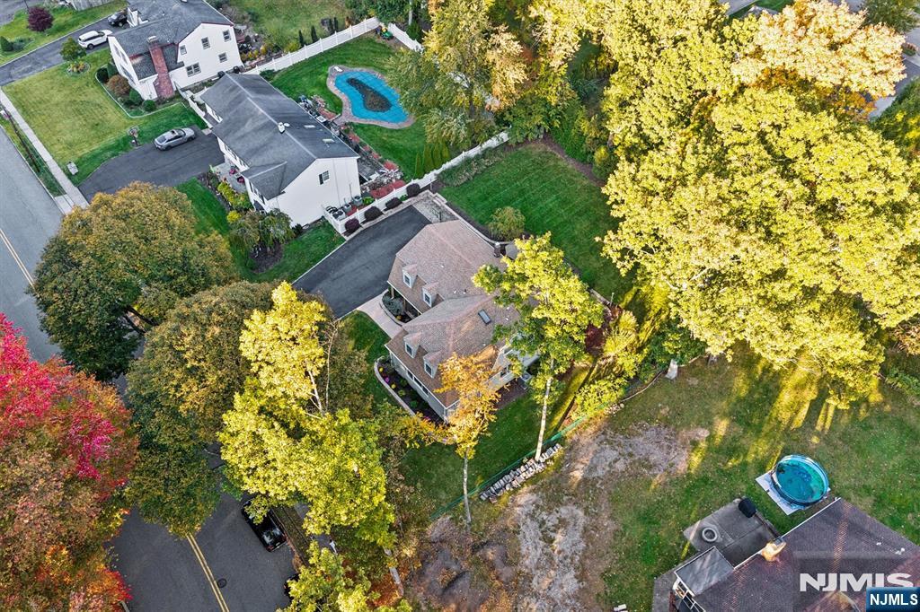 48 Greenrale Avenue