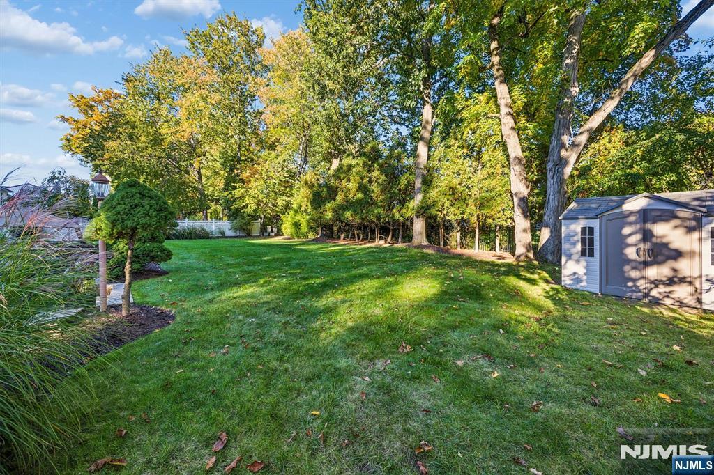 48 Greenrale Avenue