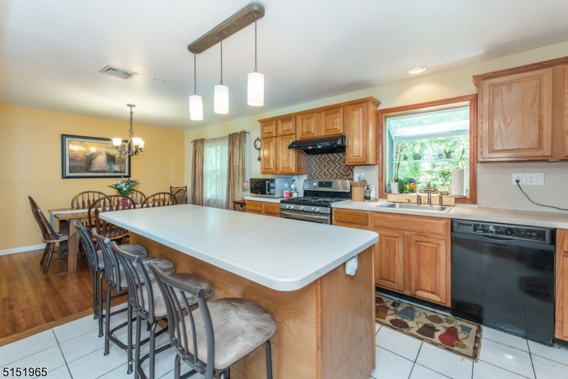 27 Ridgeview Ter