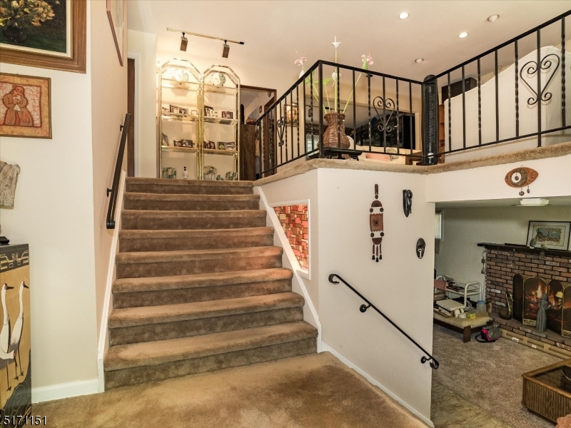 1201 High Mountain Rd