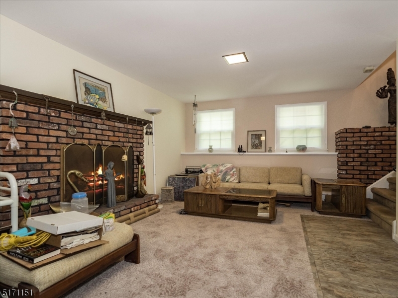 1201 High Mountain Rd