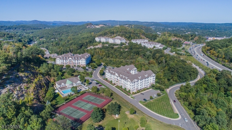 6217 Brookhaven Ct Unit: 6217