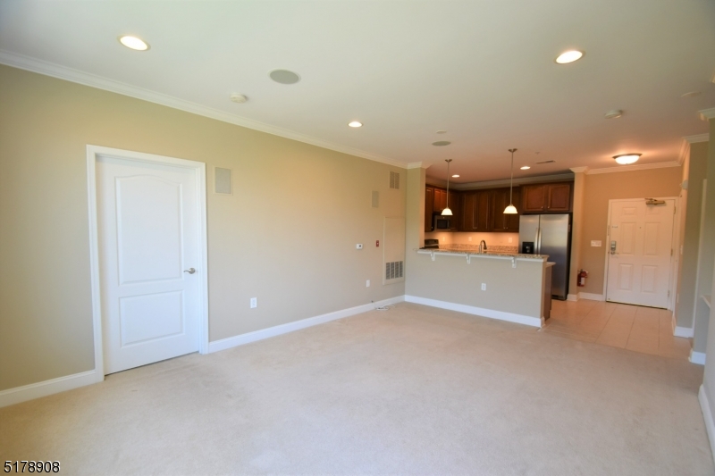 6217 Brookhaven Ct Unit: 6217