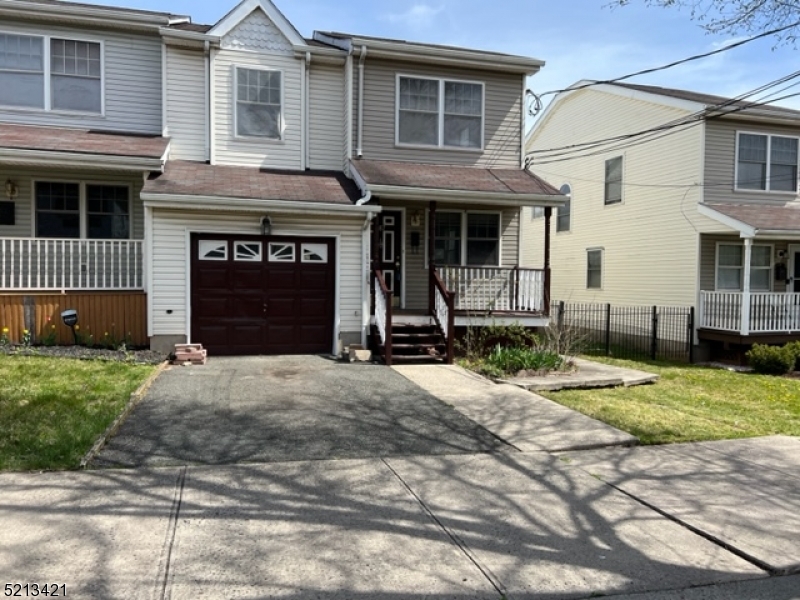 287 Muhammad Ali Ave