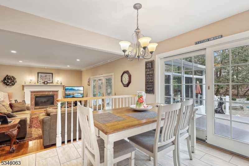 57 Laurie Dr