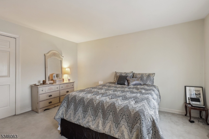 57 Laurie Dr