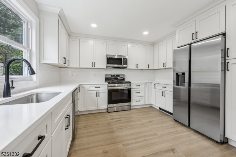 444 Black Oak Ridge Rd