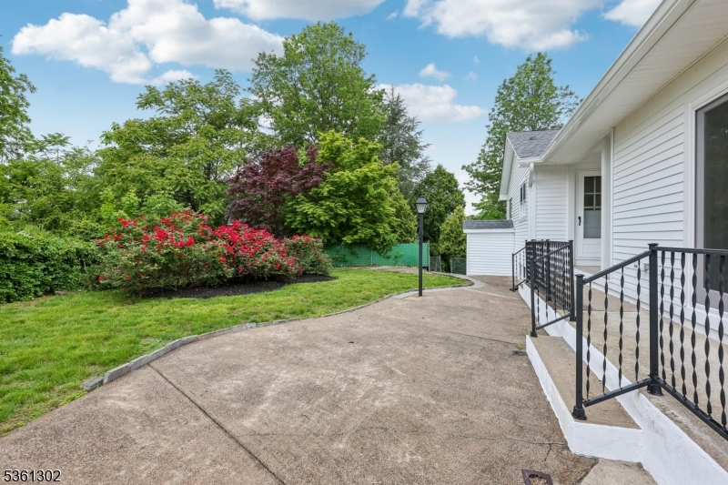 444 Black Oak Ridge Rd