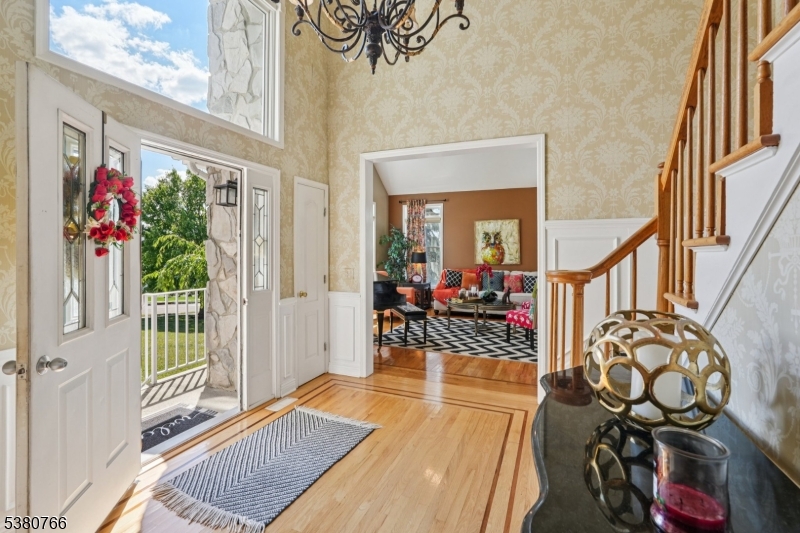 13 Stone Hill Rd