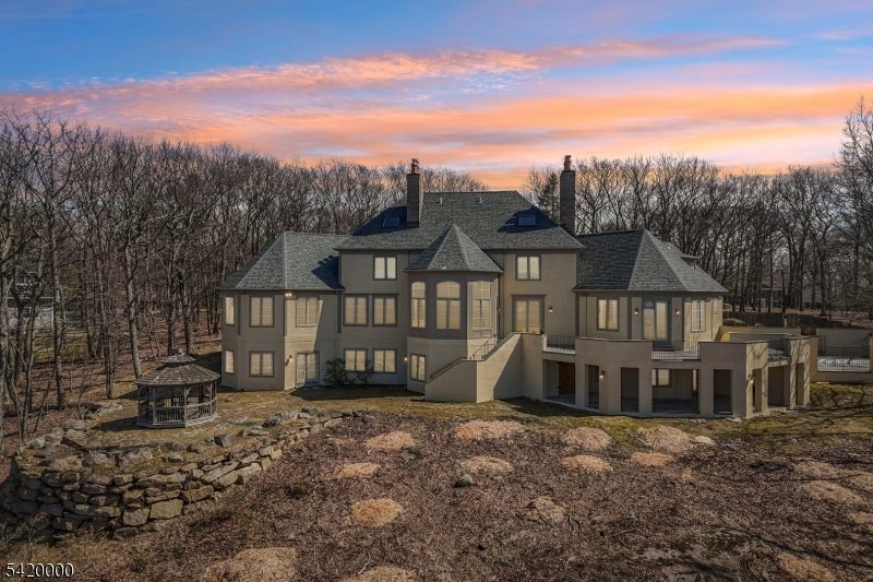 29 Hilltop Rd