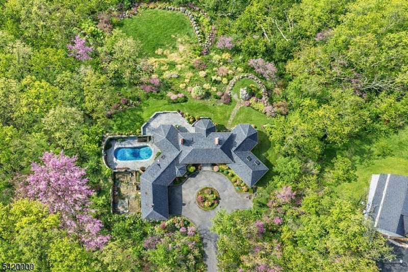 29 Hilltop Rd