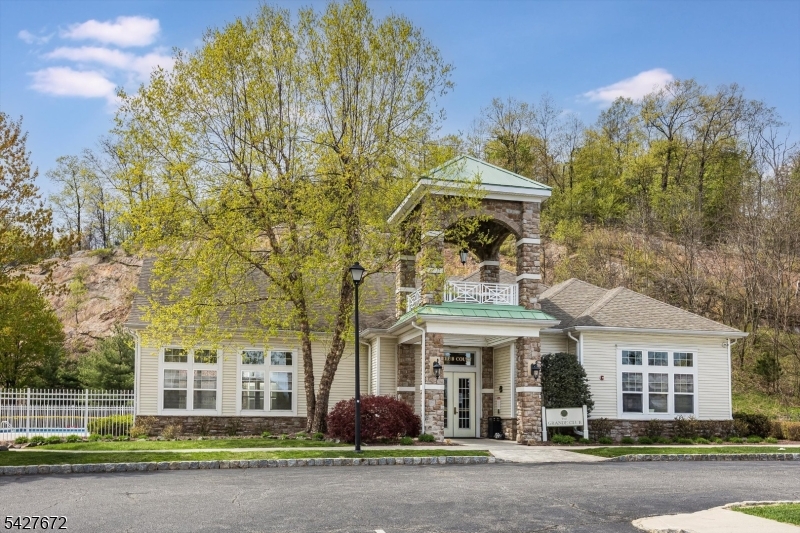 6217 Brookhaven Ct 217