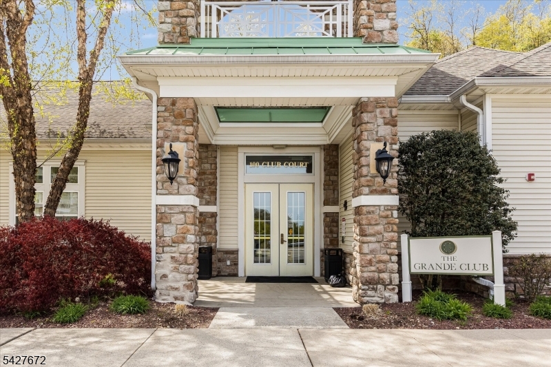 6217 Brookhaven Ct 217