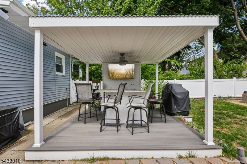412 Fenlon Blvd