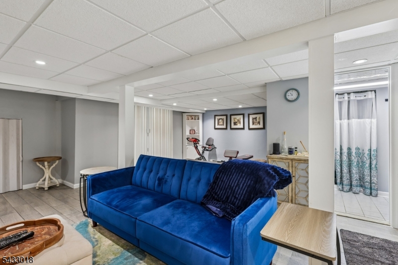 412 Fenlon Blvd