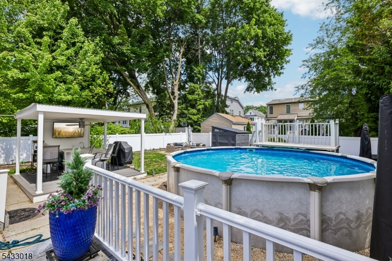 412 Fenlon Blvd