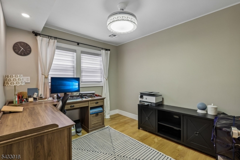 412 Fenlon Blvd