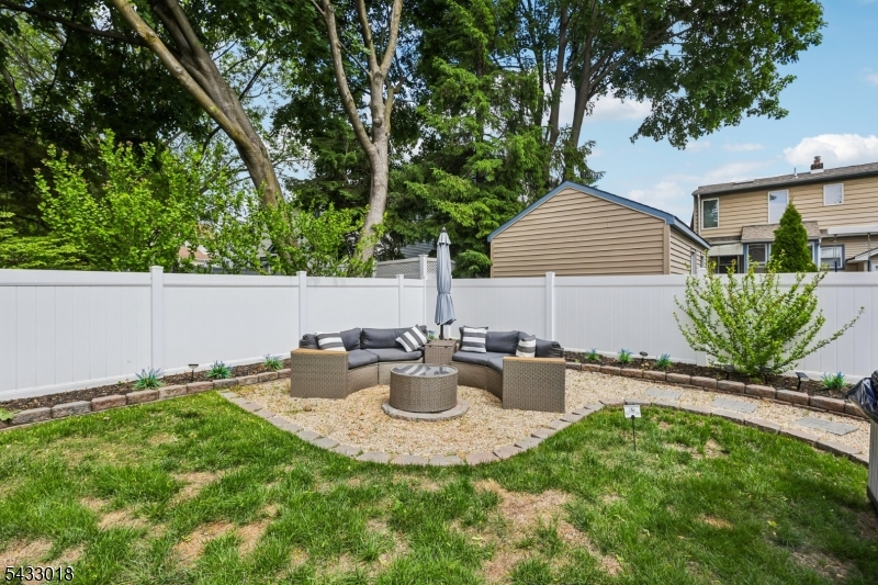 412 Fenlon Blvd