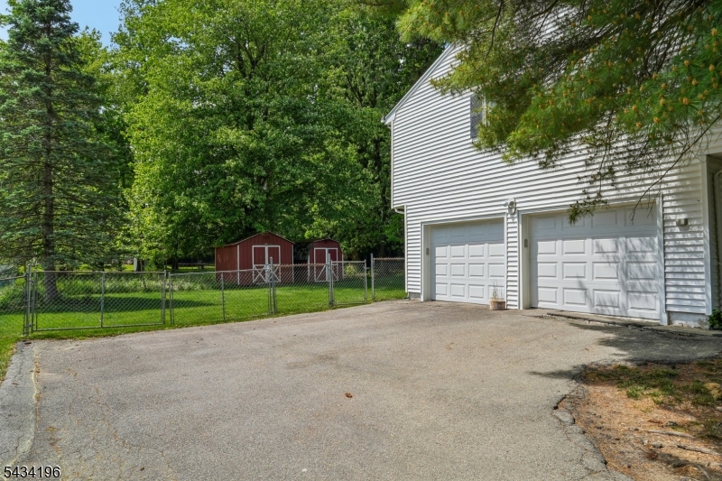 22 Marlton Dr