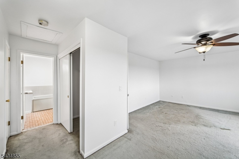 304 Heights Dr