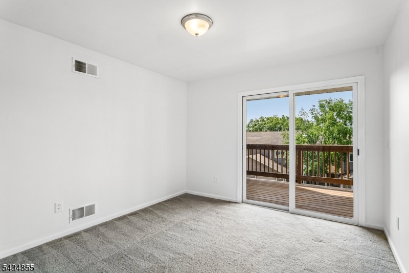 304 Heights Dr