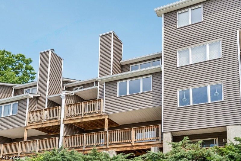 304 Heights Dr