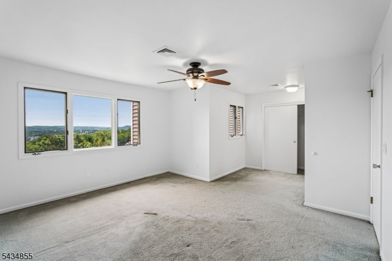 304 Heights Dr