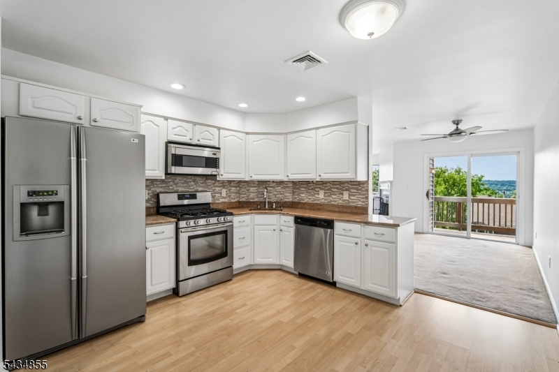 304 Heights Dr