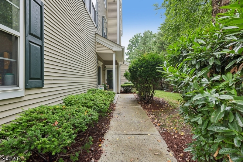 101 Rock Creek Dr