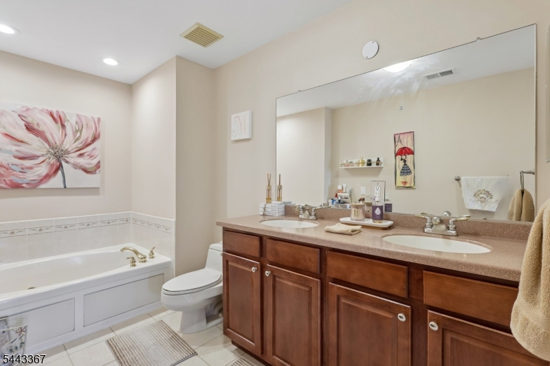 101 Rock Creek Dr