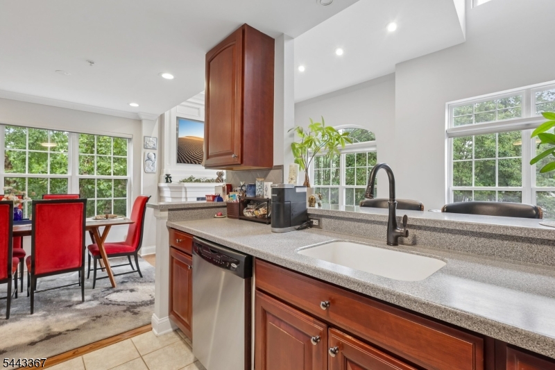 101 Rock Creek Dr