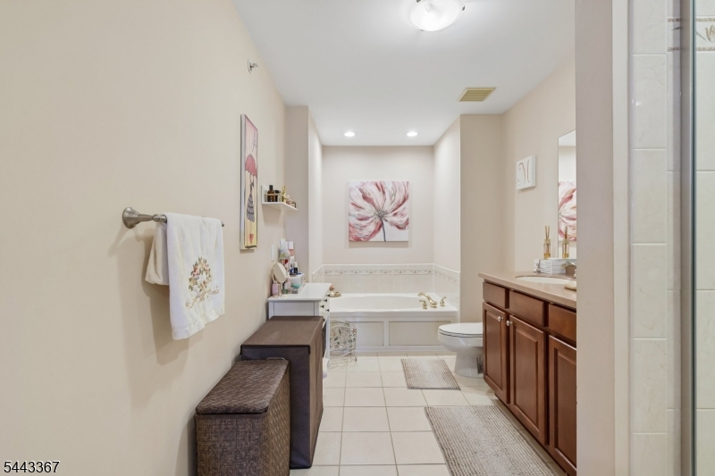 101 Rock Creek Dr