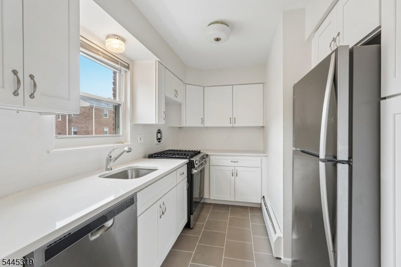 79 Roseland Ave 73