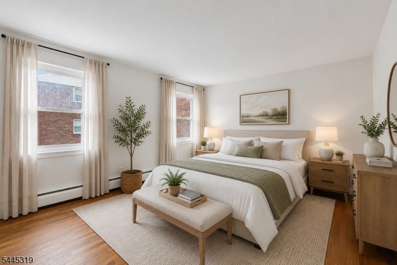 79 Roseland Ave 73