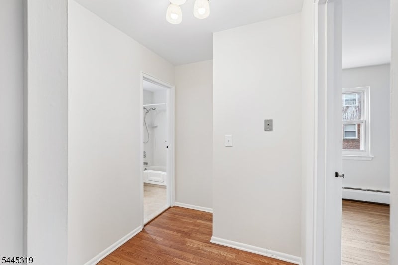 79 Roseland Ave 73
