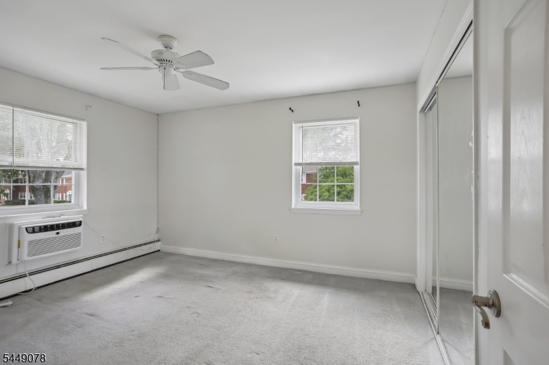 1279B Valley Rd