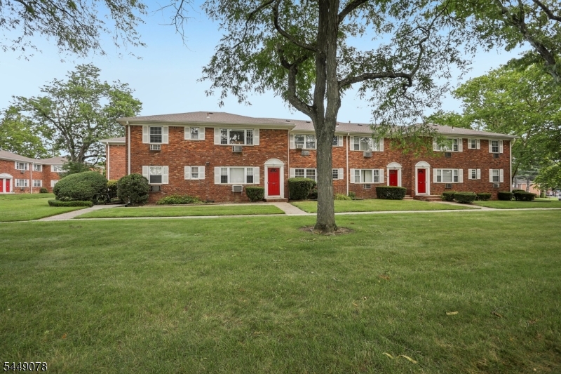 1279B Valley Rd
