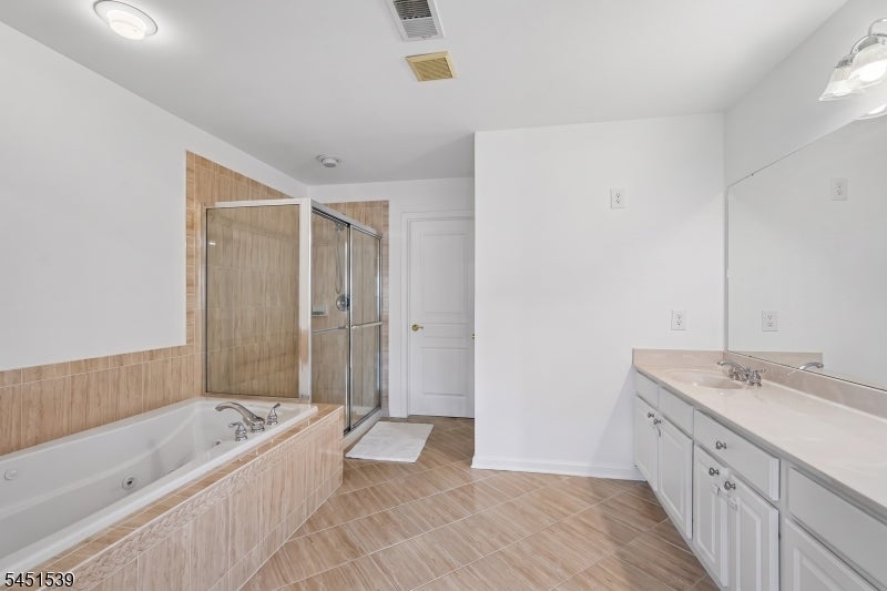 2 Constitution Ln