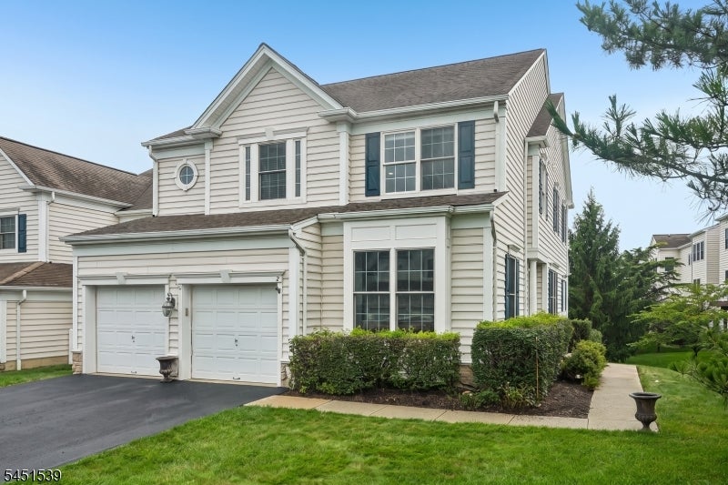 2 Constitution Ln