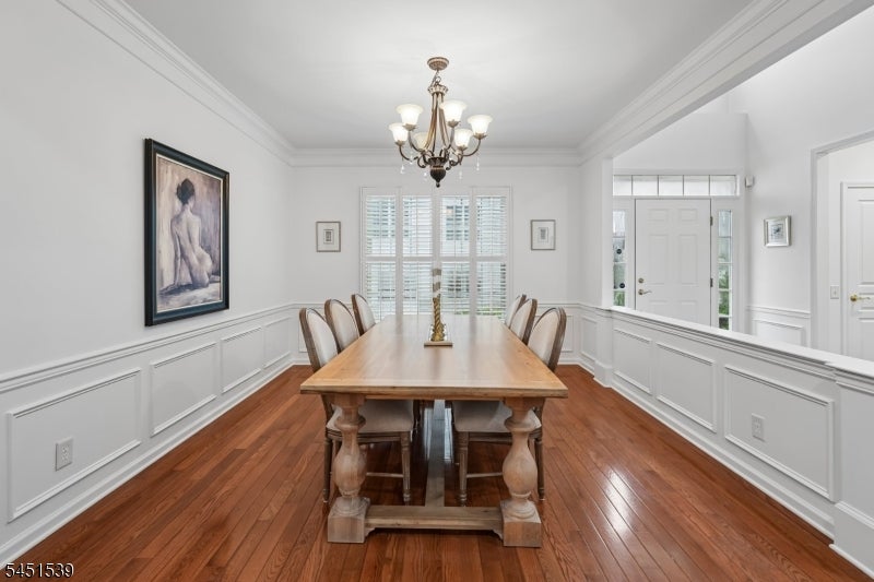 2 Constitution Ln